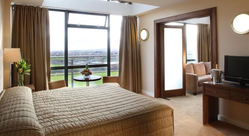 Maldron Hotel Tallaght Dış mekan fotoğraf
